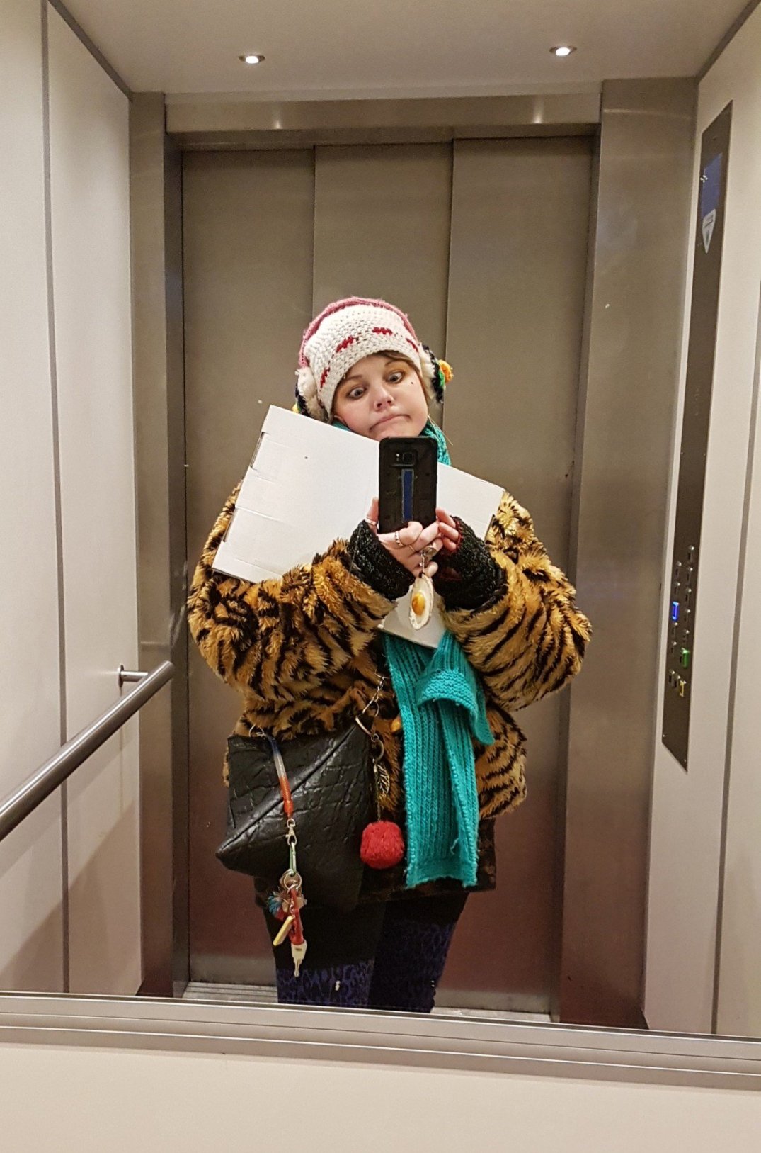 Leonie ruissen in de lift