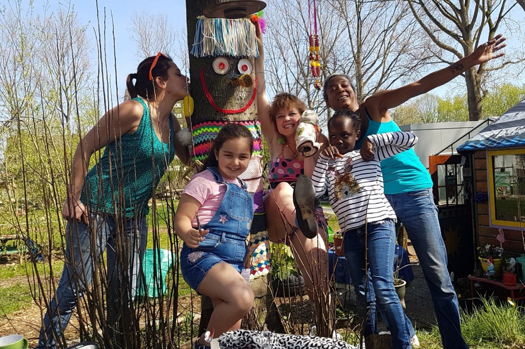 Leonies Paradijstuin Buurttuin Breda