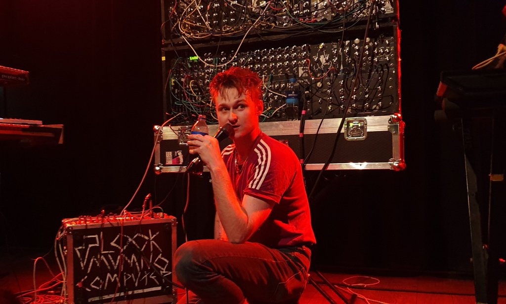 LOOK MUM NO COMPUTER